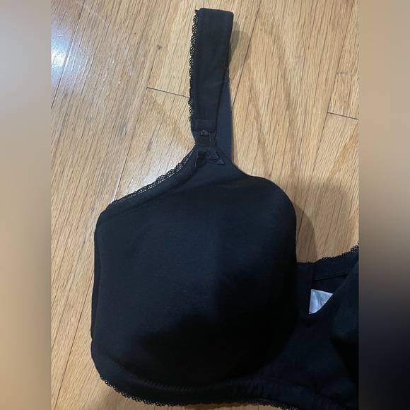 EUC A Pea In The Pod Nursing Maternity Black 36D Lace Trim Smooth T shirt Bra - Picture 3 of 14